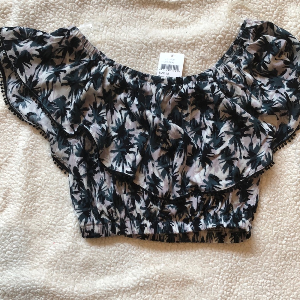 🏝NWT Tropical shirt